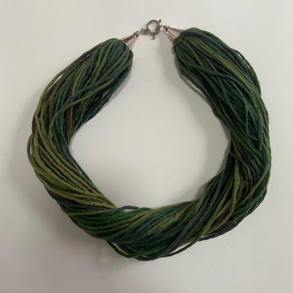 Green Woollen necklace