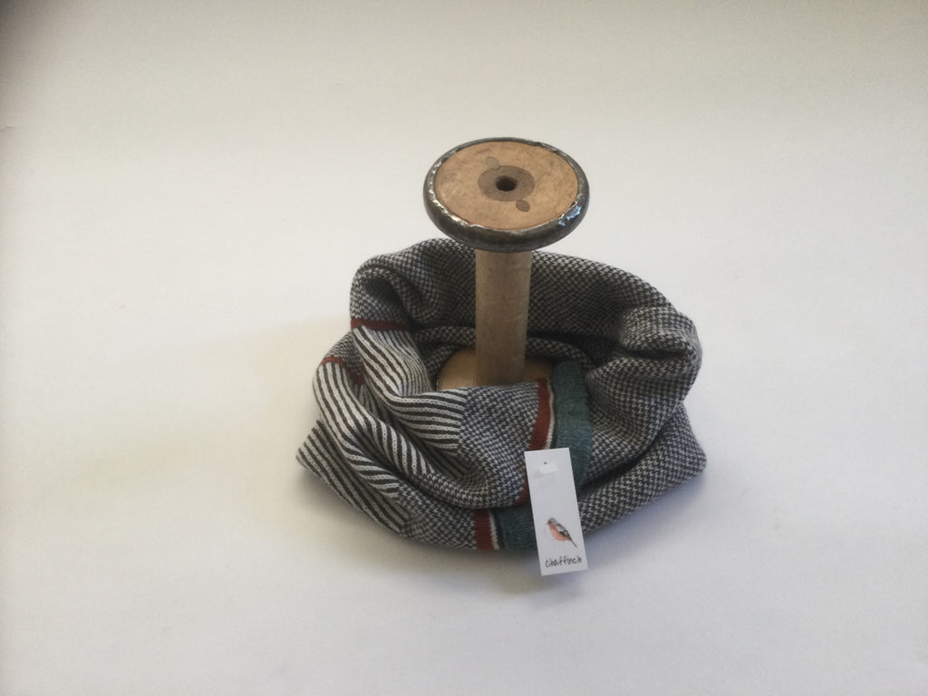 Lambswool Chaffinch Neck Snood/Cowl