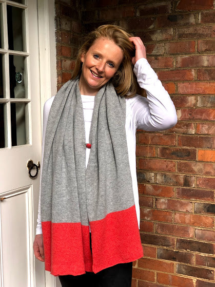 merino lambswool pale grey with orange border poncho/wrap