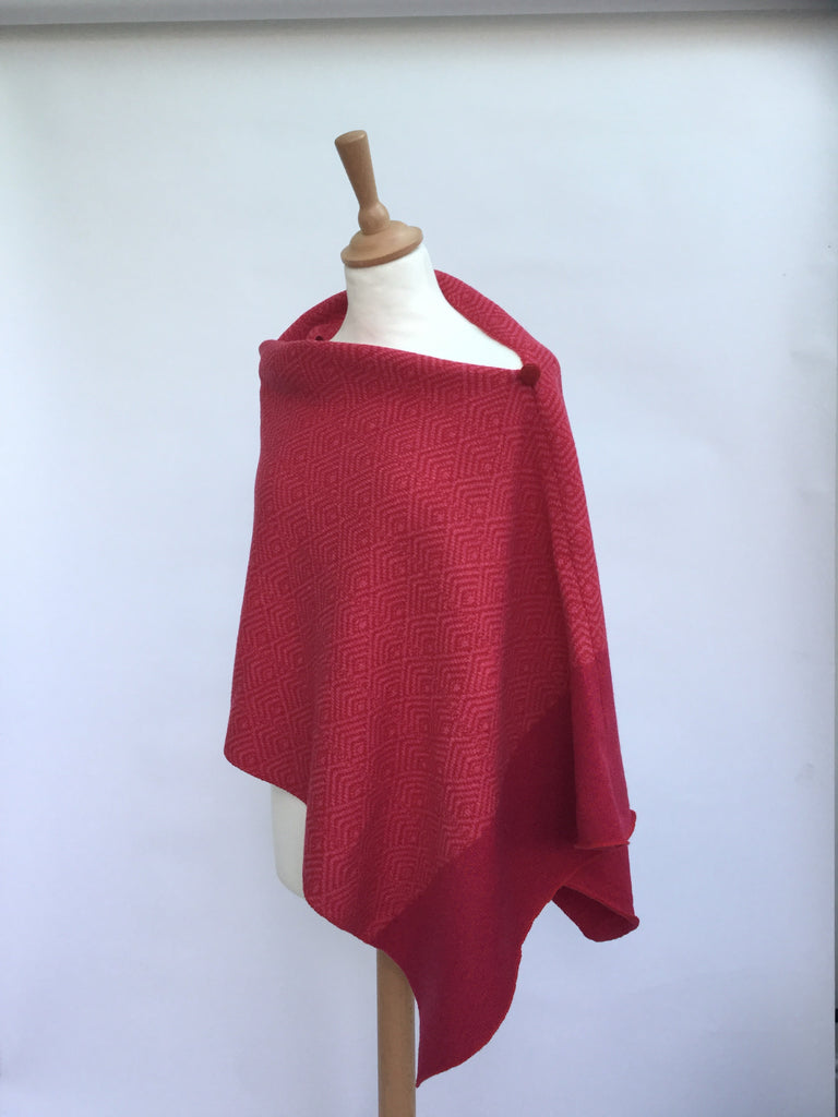 Dual red and pink herringbone knitted poncho
